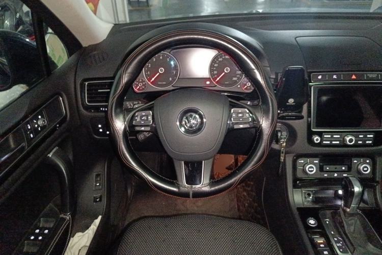 Used Volkswagen Touareg  Steering Wheel