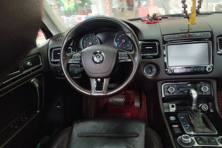 Used Volkswagen Touareg 2017 3.0 TSI Touareg Model Steering Wheel