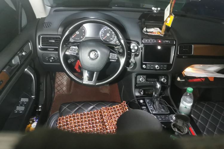 Used Volkswagen Touareg 2017 3.0 TSI Executive Edition Steering Wheel