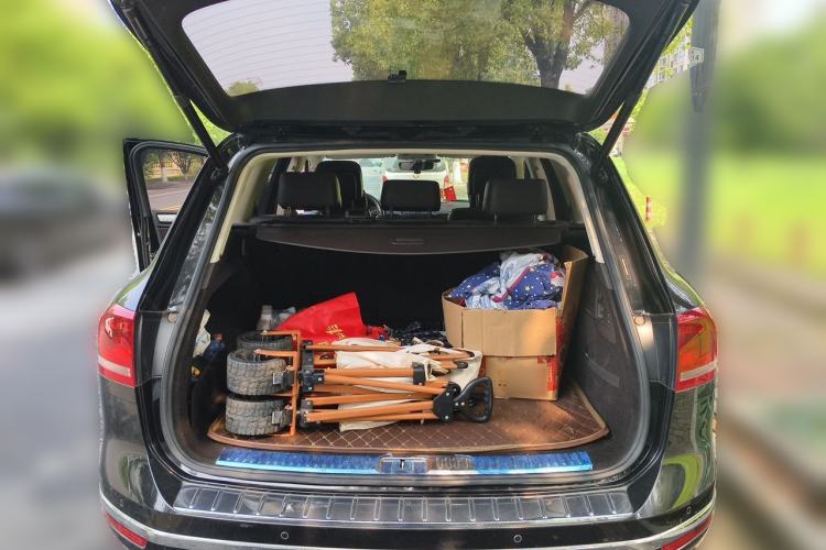 Used Volkswagen Touareg 2017 3.0 TSI Touareg Edition Trunk