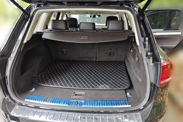 Used Volkswagen Touareg 2017 3.0 TSI Touareg Edition Trunk