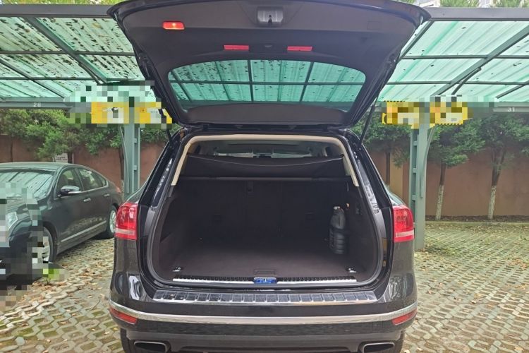 Used Volkswagen Touareg 2017 3.0 TSI Touareg Edition Trunk