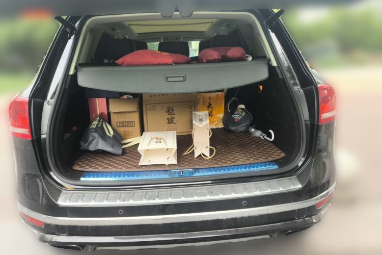 Used Volkswagen Touareg 2017 3.0 TSI Touareg Edition Trunk