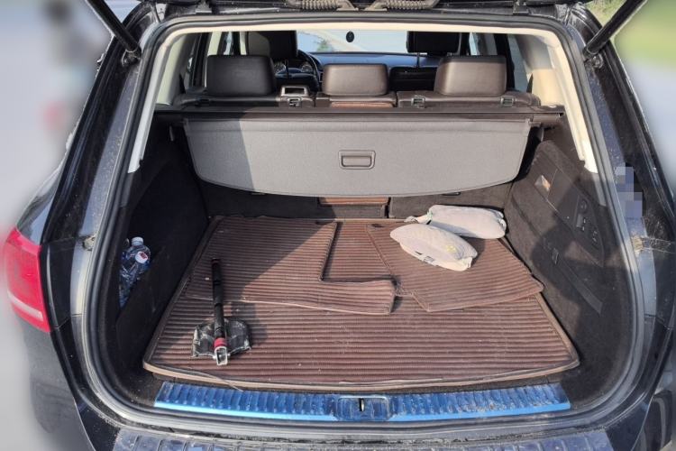 Used Volkswagen Touareg 2017 3.0 TSI Touareg Edition Trunk