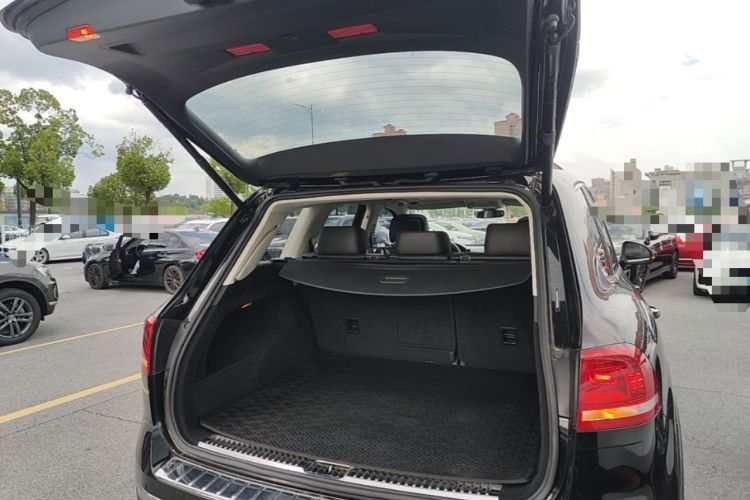 Used Volkswagen Touareg 2017 3.0 TSI Touareg Edition Trunk
