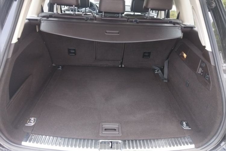 Used Volkswagen Touareg 2017 3.0 TSI Touareg Model Trunk