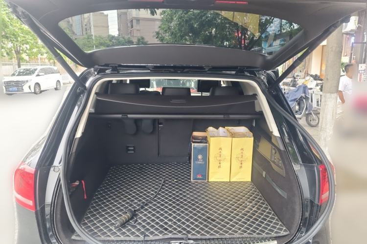 Used Volkswagen Touareg 2017 3.0 TSI Touareg Edition Trunk