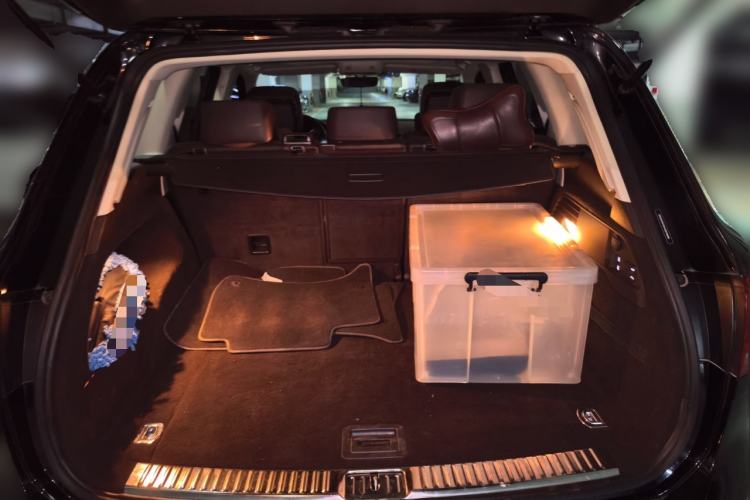 Used Volkswagen Touareg 2017 3.0 TSI Touareg Model Trunk