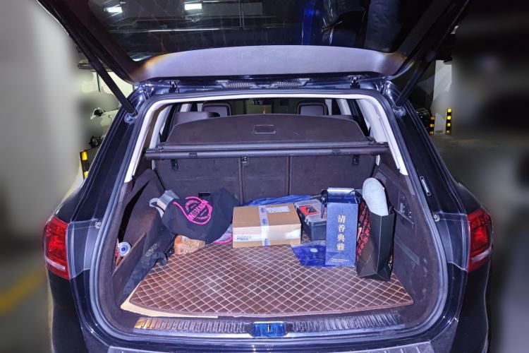 Used Volkswagen Touareg 2017 3.0 TSI Touareg Edition Trunk