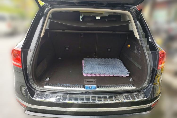 Used Volkswagen Touareg 2017 3.0 TSI Touareg Edition Trunk