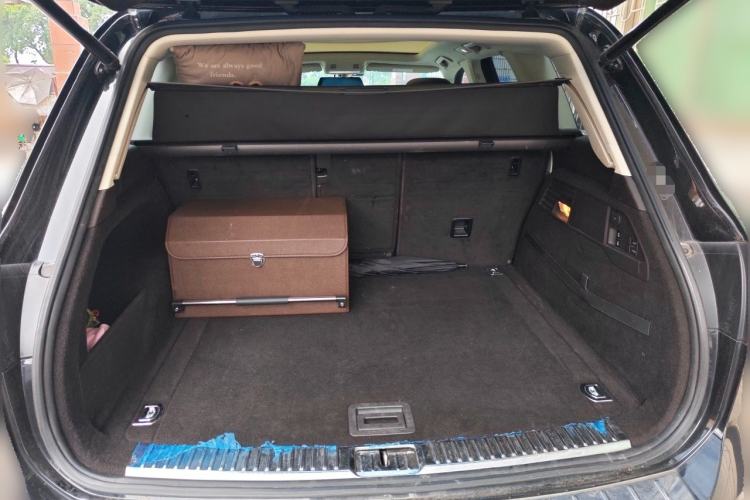 Used Volkswagen Touareg 2017 3.0 TSI Touareg Edition Trunk