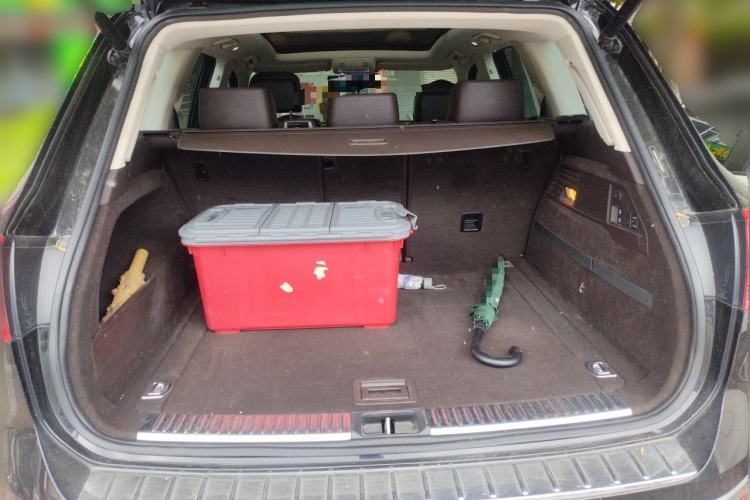 Used Volkswagen Touareg 2017 3.0 TSI Touareg Model Trunk