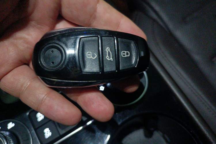 Used Volkswagen Touareg 2017 3.0 TSI Touareg Model Vehicle Key