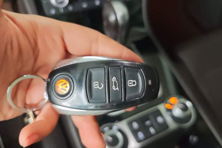 Used Volkswagen Touareg 2017 3.0 TSI Touareg Model Vehicle Key