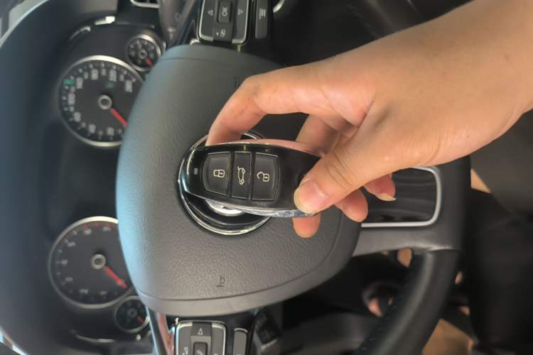 Used Volkswagen Touareg 2017 3.0 TSI Touareg Edition Vehicle Key