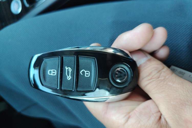 Used Volkswagen Touareg 2017 3.0 TSI Yuyue Model Vehicle Key