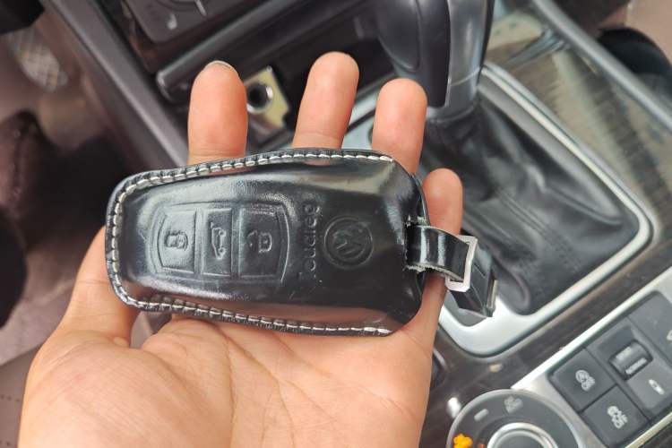 Used Volkswagen Touareg 2017 3.0 TSI Yuyue Model Vehicle Key