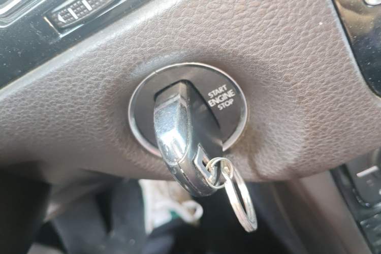 Used Volkswagen Touareg 2017 3.0 TSI Touareg Edition Vehicle Key