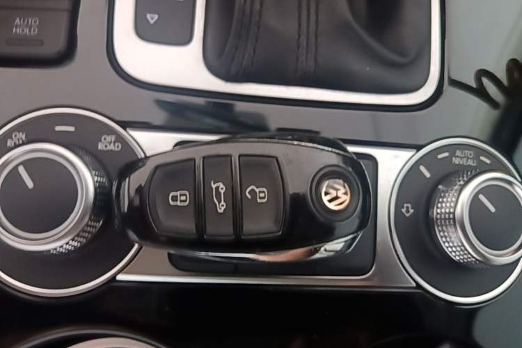 Used Volkswagen Touareg 2017 3.0 TSI Touareg Model Vehicle Key