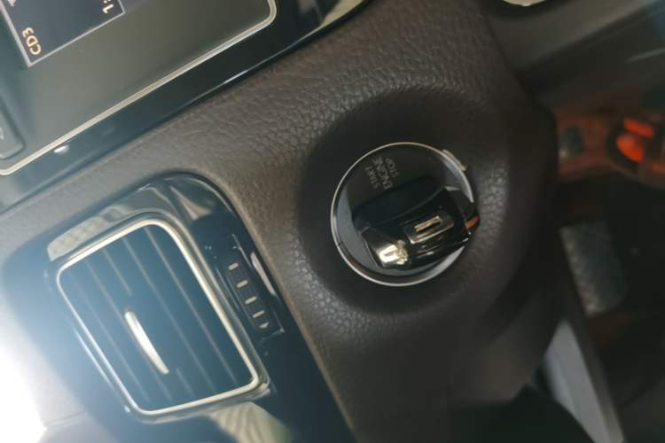 Used Volkswagen Touareg 2017 3.0 TSI Touareg Model Vehicle Key