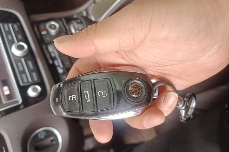 Used Volkswagen Touareg 2017 3.0 TSI Touareg Edition Vehicle Key