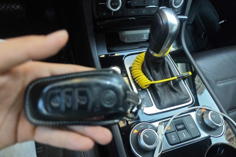 Used Volkswagen Touareg 2017 3.0 TSI Touareg Edition Vehicle Key