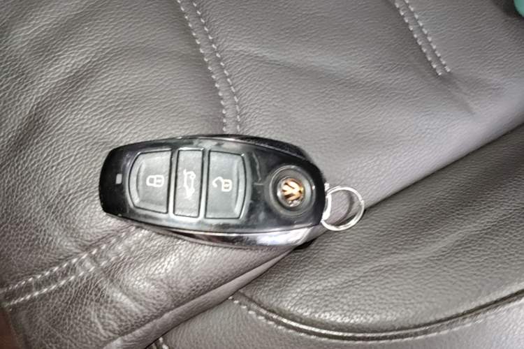 Used Volkswagen Touareg 2017 3.0 TSI Start Edition Vehicle Key
