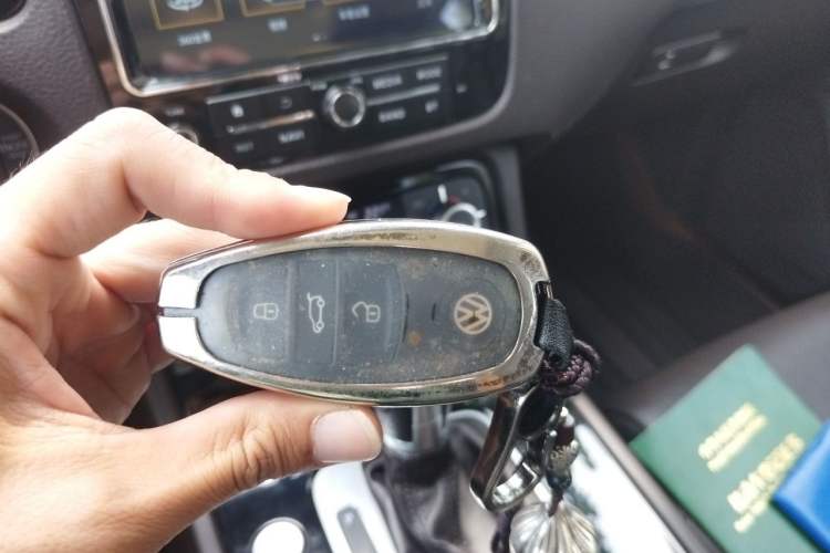 Used Volkswagen Touareg 2017 3.0 TSI Touareg Model Vehicle Key
