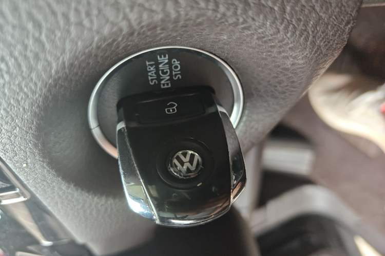 Used Volkswagen Touareg 2017 3.0 TSI Touareg Edition Vehicle Key