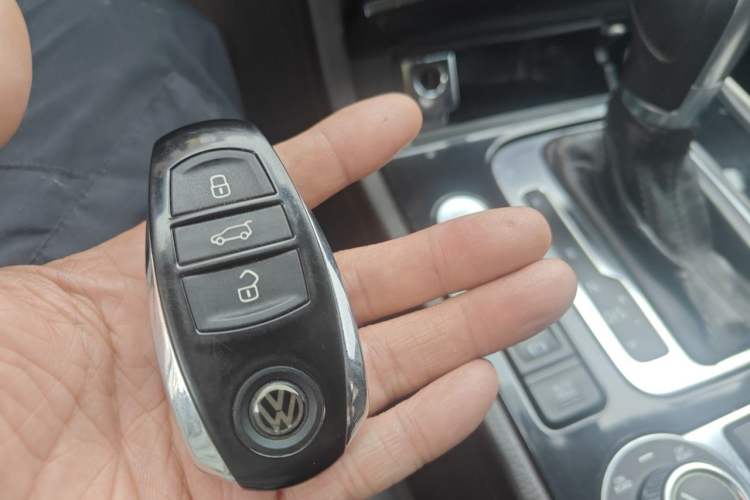 Used Volkswagen Touareg 2017 3.0 TSI Touareg Edition Vehicle Key