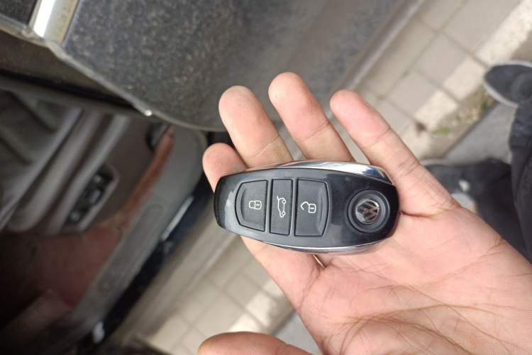 Used Volkswagen Touareg 2017 3.0 TSI Touareg Edition Vehicle Key