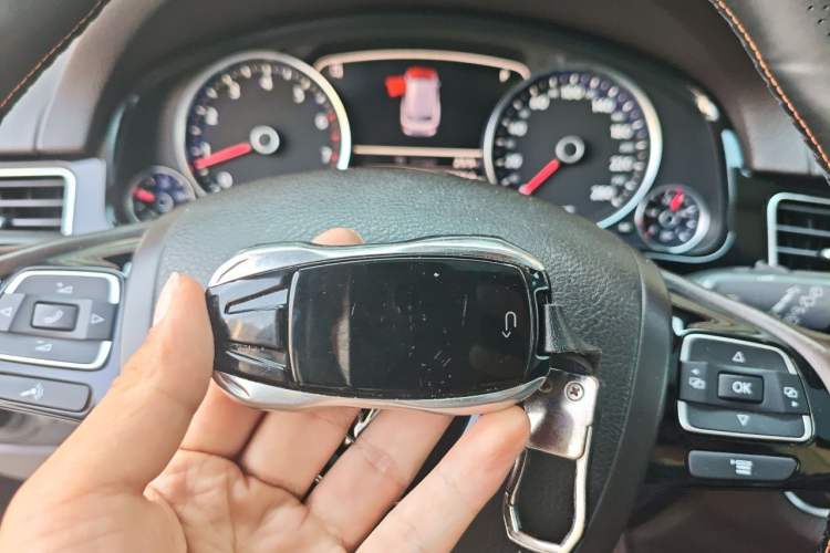 Used Volkswagen Touareg 2017 3.0 TSI Touareg Edition Vehicle Key