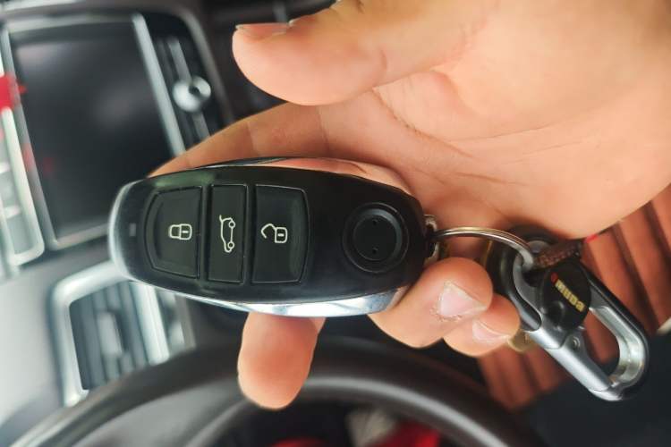 Used Volkswagen Touareg 2017 3.0 TSI Touareg Edition Vehicle Key