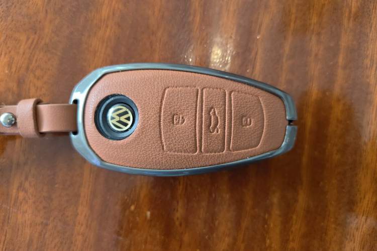Used Volkswagen Touareg 2017 3.0 TSI Touareg Model Vehicle Key