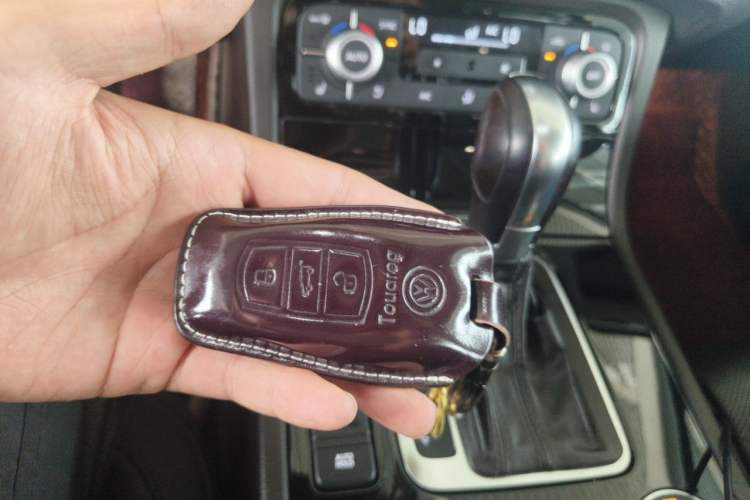 Used Volkswagen Touareg 2017 3.0 TSI Touareg Edition Vehicle Key