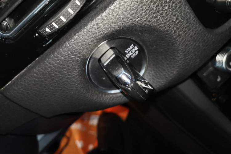 Used Volkswagen Touareg 2017 3.0 TSI Start Edition Vehicle Key