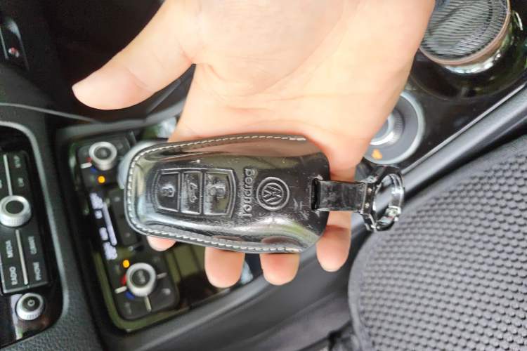 Used Volkswagen Touareg 2017 3.0 TSI Touareg Edition Vehicle Key