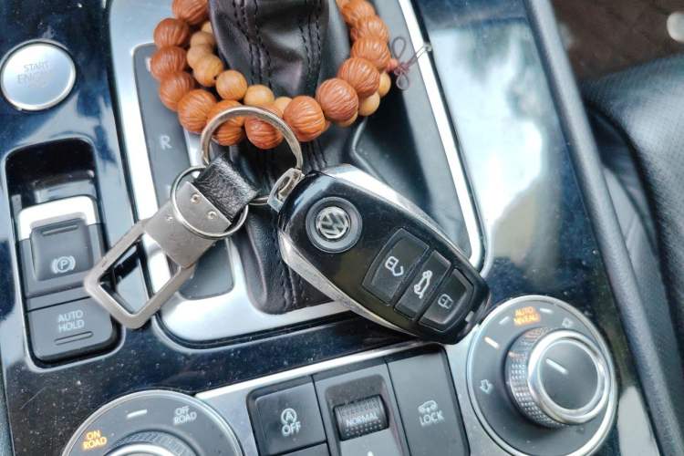 Used Volkswagen Touareg 2017 3.0 TSI Touareg Model Vehicle Key