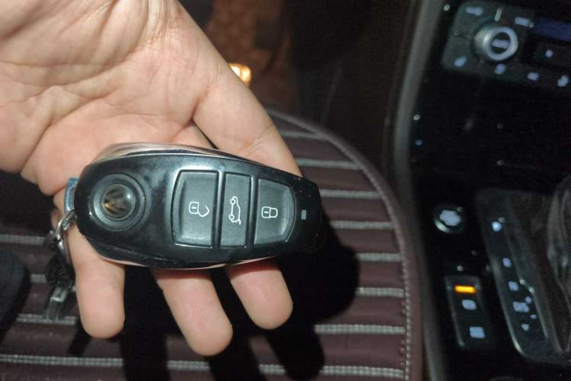 Used Volkswagen Touareg 2017 3.0 TSI Touareg Model Vehicle Key