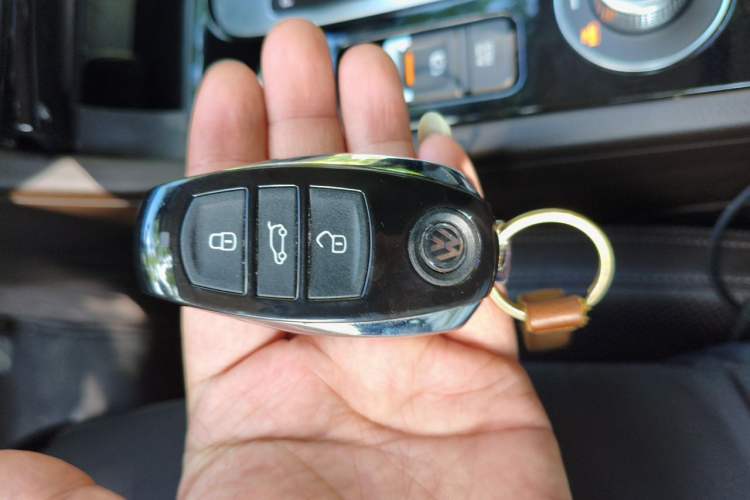 Used Volkswagen Touareg 2017 3.0 TSI Touareg Model Vehicle Key