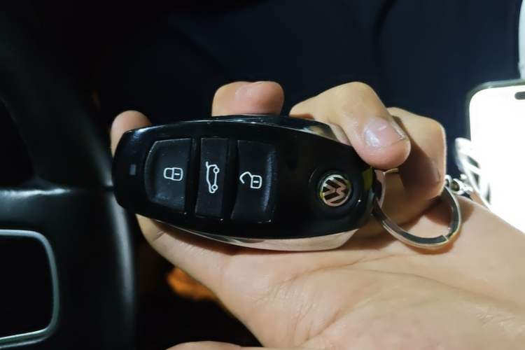 Used Volkswagen Touareg 2017 3.0 TSI Touareg Model Vehicle Key