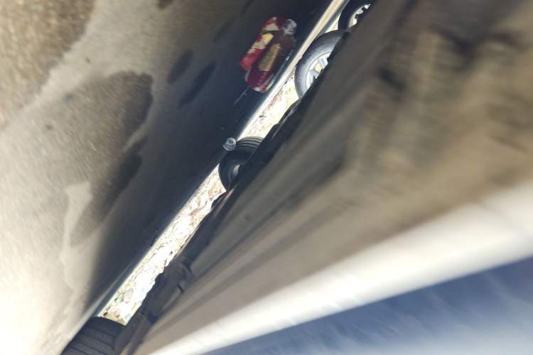 Used Volkswagen Touareg  Chassis Front Left