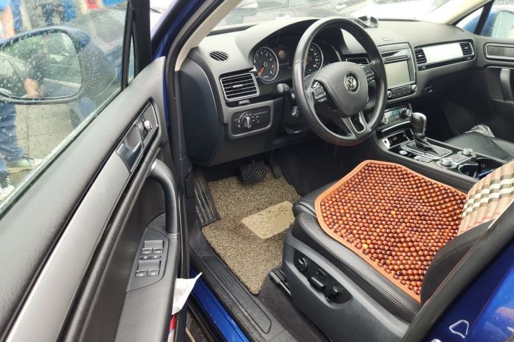 Used Volkswagen Touareg  Driver Seat