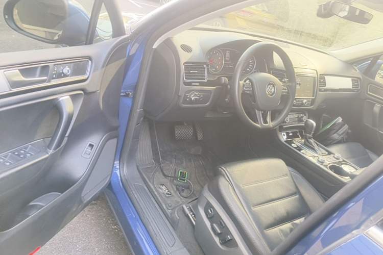 Used Volkswagen Touareg 2017 3.0 TSI Touareg Edition Driver Seat