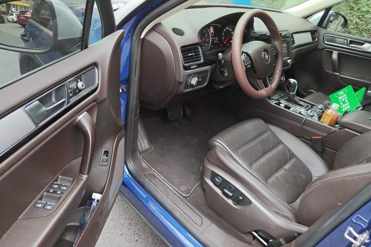 Used Volkswagen Touareg 2017 3.0 TSI Touareg Model Driver Seat