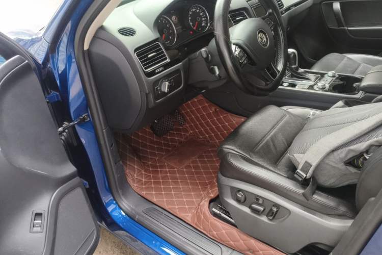 Used Volkswagen Touareg 2017 3.0 TSI Touareg Edition Driver Seat