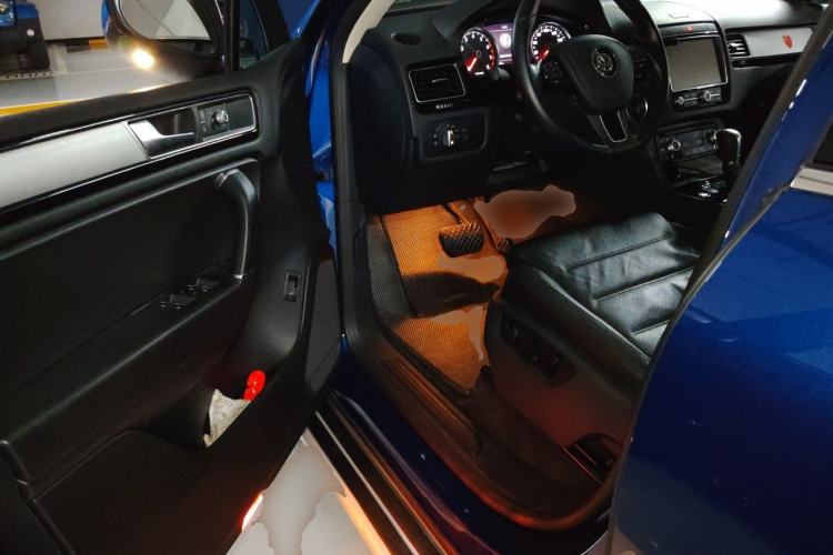 Used Volkswagen Touareg 2017 3.0 TSI Touareg Edition Driver Seat