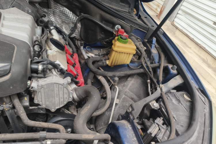Used Volkswagen Touareg 2017 3.0 TSI Touareg Edition Engine Bay Left