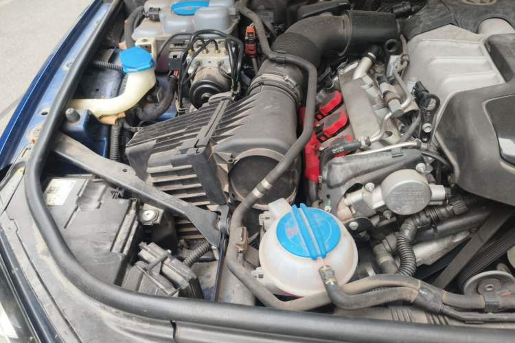 Used Volkswagen Touareg 2017 3.0 TSI Touareg Edition Engine Bay Right