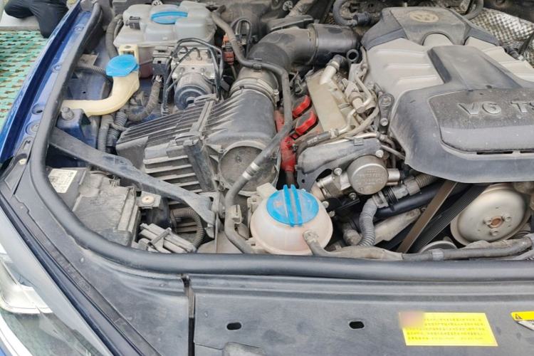 Used Volkswagen Touareg 2017 3.0 TSI Touareg Edition Engine Bay Right